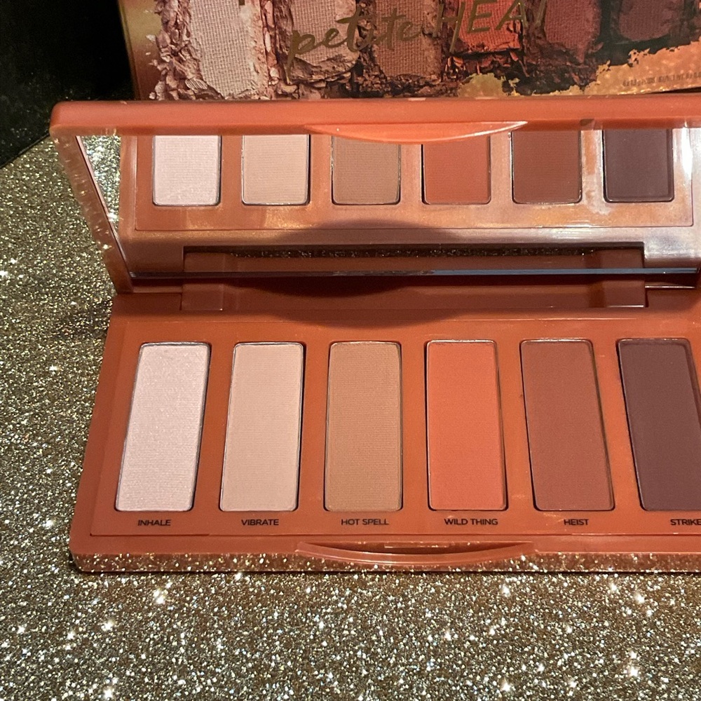 Urban Decay Naked Petite Heat Eyeshadow Palette - Picture 9 of 10